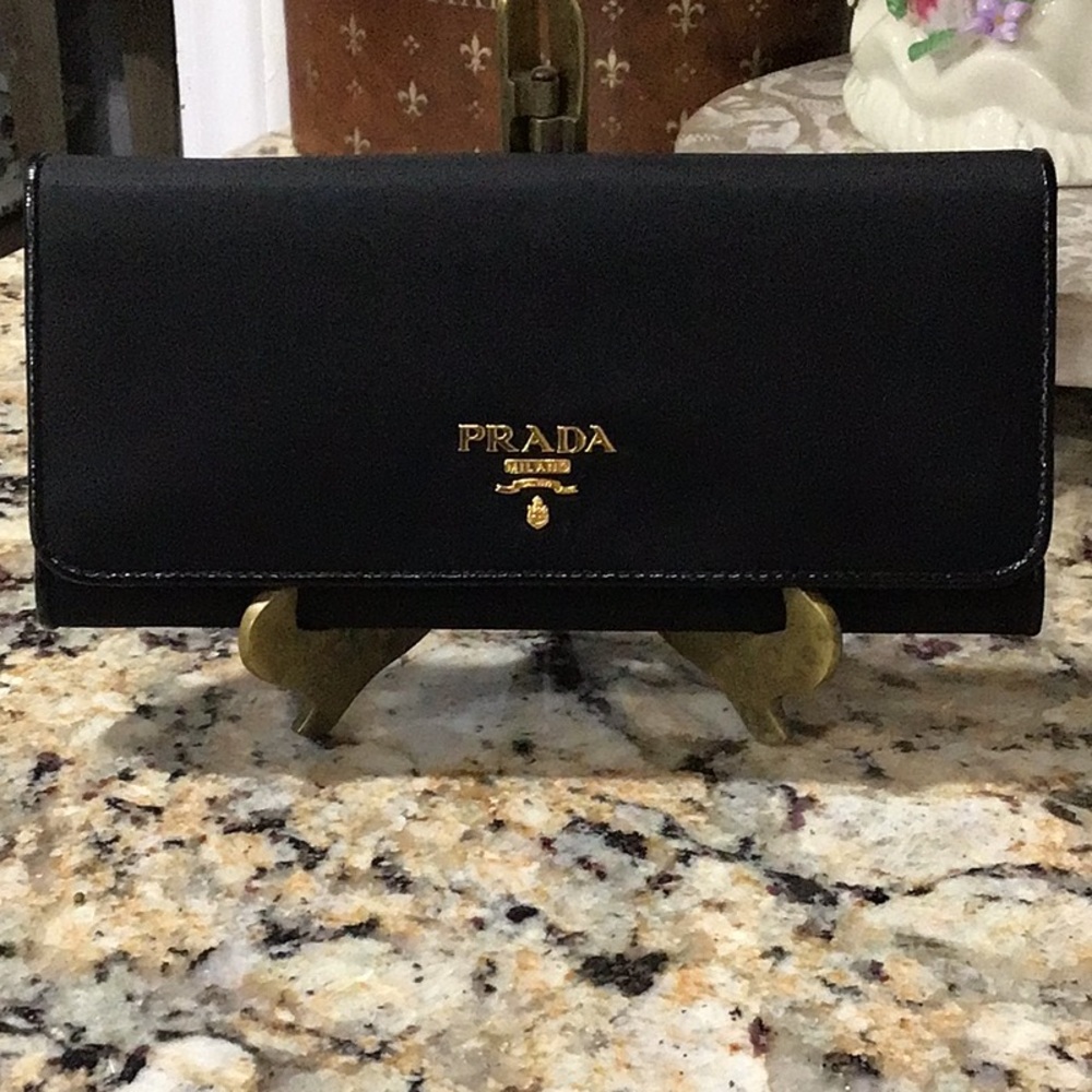 Prada Tessuto+Vernice Wallet Black & Gold Like New